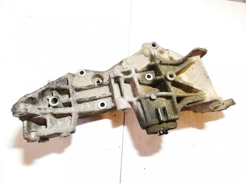support-vw-passat-b5-variant-3b5-1997-1998-1999-2000-2001-32877368 main image