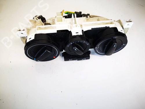 Used Climate control Climate control VW GOLF IV (1J1) 1.4 16V (75 hp) 34972582 34972582