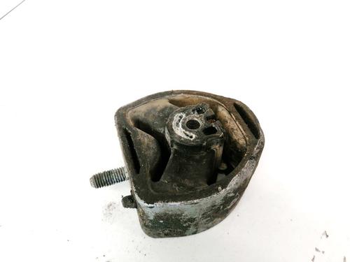 Used Engine mount Engine mount VW PASSAT B5 Variant (3B5) 1.6 (101 hp) 32905450 32905450