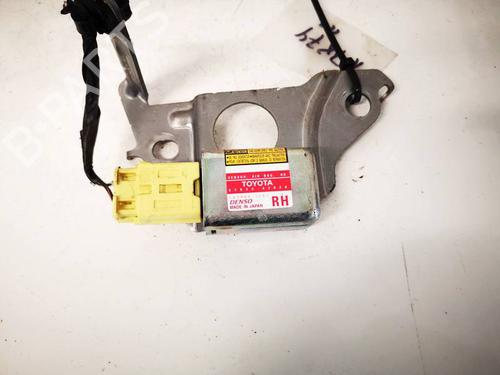 Módulo eletrónico TOYOTA RAV 4 II (_A2_) 2.0 D 4WD (CLA20_, CLA21_, CLA20R, CLA21R) (116 hp) 32847752