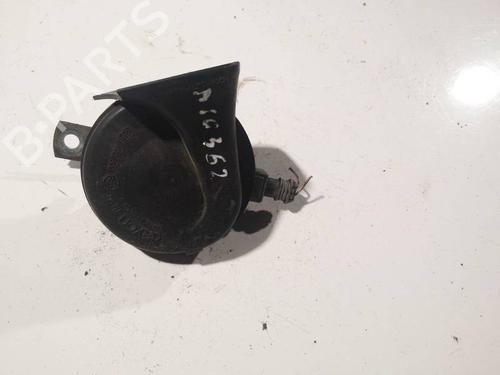 horn-skoda-fabia-i-6y2-1999-2000-2001-2002-2003-2004-2005-2006-2007-2008-35006907 main image