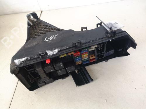 Used Fuse box Fuse box VOLVO S60 I (384) D5 (163 hp) 32900762 32900762