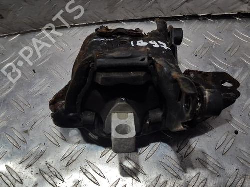 Used Engine mount Engine mount VW POLO IV (9N_, 9A_) 1.2 12V (69 hp) 33482756 33482756