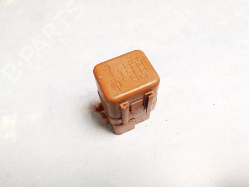 other-nissan-almera-ii-hatchback-n16-2000-33108286 main image