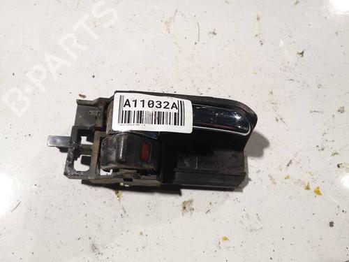 Used Front right interior door handle Front right interior door handle TOYOTA COROLLA Saloon (_E12_) 1.4 VVT-i (ZZE120_, ZZE120R) (97 hp) 34849800 34849800