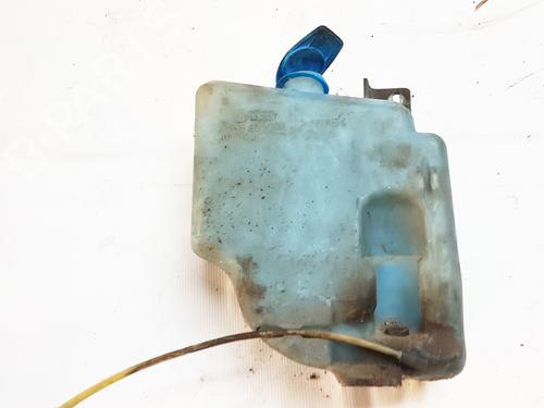 windscreen-washer-tank-vw-passat-b5-variant-3b5-1997-1998-1999-2000-2001-35879165 main image