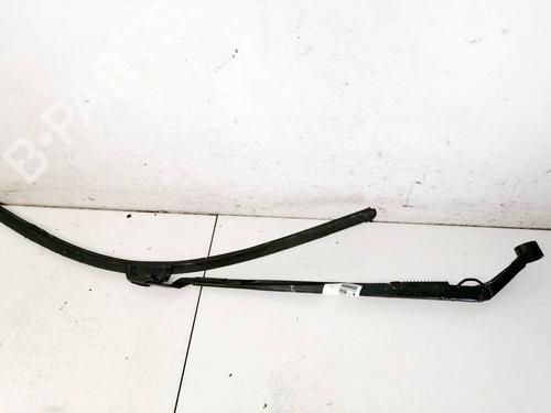 front-windshield-wiper-arm-toyota-auris-_e15_-2006-2007-2008-2009-2010-2011-2012-2013-32581648 main image