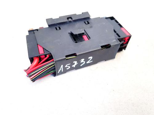 Used Fuse box Fuse box MERCEDES-BENZ S-CLASS (W220, V220) S 320 CDI (220.025, 220.125) (204 hp) 33062883 33062883