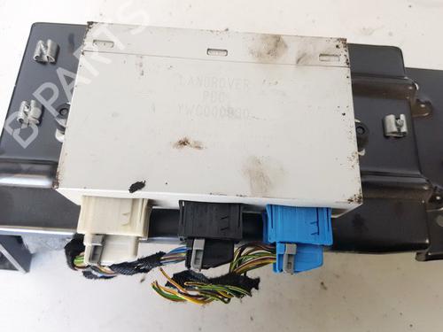 Used Electronic module Electronic module LAND ROVER RANGE ROVER III (L322) 3.0 D 4x4 (177 hp) 32877462 32877462