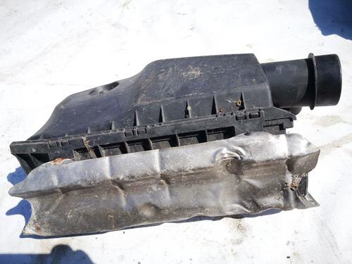 Used Air filter box Air filter box MERCEDES-BENZ C-CLASS (W202) C 220 CDI (202.133) (125 hp) 35426475 35426475