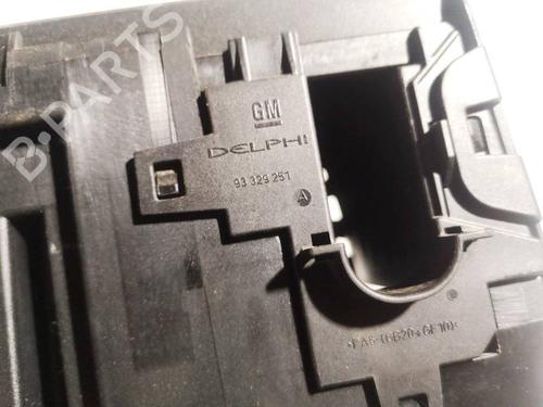 Fuse box OPEL MERIVA A MPV (X03) 1.7 CDTI (E75) | BP32948789E1 - Image 3