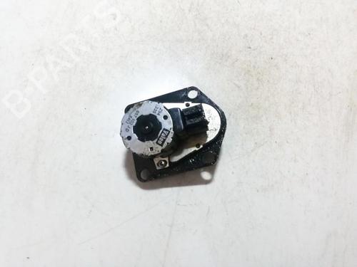 electronic-module-peugeot-607-9d-9u-2000-33516078 main image