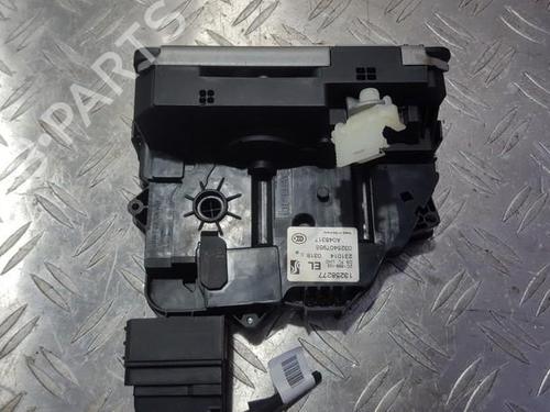 venstre-foran-las-opel-corsa-e-x15-2014-35657402 main image
