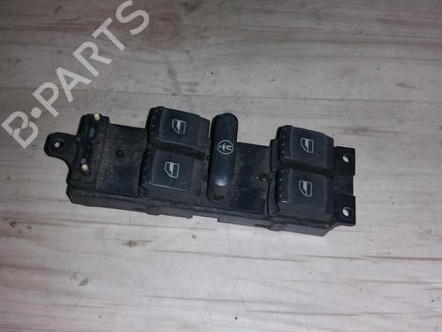 Used Switch Switch VW PASSAT B5.5 Variant (3B6) 1.6 (102 hp) 33480956 33480956