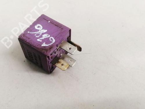 other-vw-passat-b5-variant-3b5-1997-1998-1999-2000-2001-33091640 main image