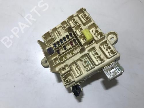 Used Fuse box Fuse box LEXUS IS I (_E1_) 200 (GXE10) (155 hp) 33500900 33500900