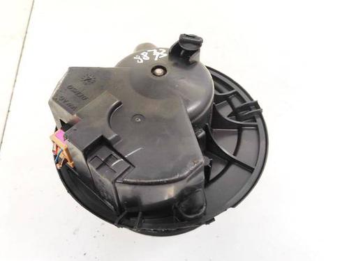Used Heater blower motor Heater blower motor VW GOLF V (1K1) 2.0 TDI (140 hp) 35327772 35327772