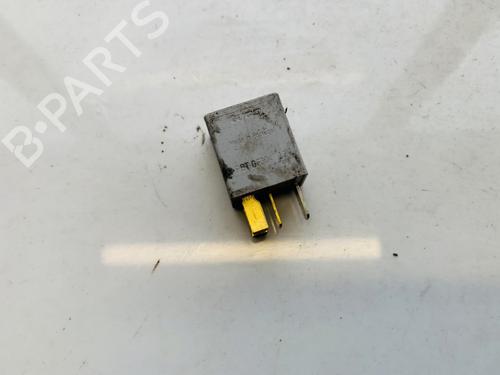 Used Electronic sensor Electronic sensor TOYOTA AVENSIS (_T25_) 2.0 D-4D (ADT250_, ADT250R) (126 hp) 33092695 33092695