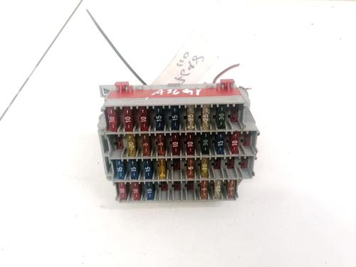 Used Fuse box Fuse box VOLVO V70 II (285) D5 (163 hp) 32897953 32897953