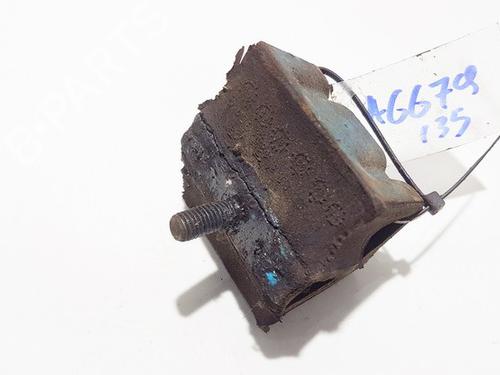 Used Engine mount Engine mount AUDI 80 B3 Saloon (893, 894, 8A2) 1.8 S (90 hp) 33080938 33080938