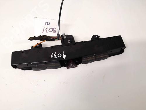 Used Warning switch Warning switch OPEL ASTRA H (A04) 1.7 CDTI (L48) (100 hp) 35293594 35293594