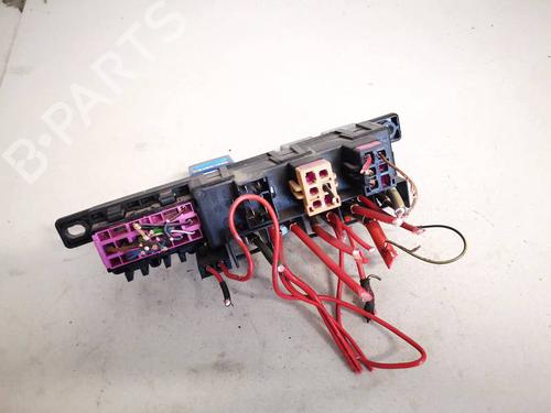 Fuse box VW PASSAT B5 Variant (3B5) 1.9 TDI | BP32941736E1 - Image 2