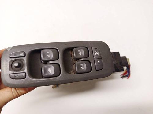 Used Switch VOLVO S60 I (384) 2.4 (140 hp) 32971154