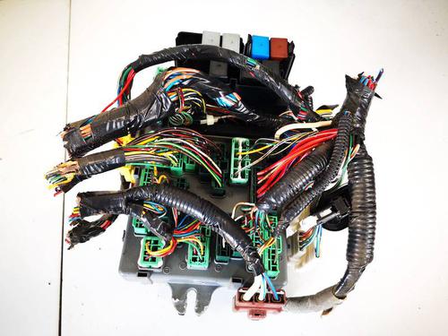 Used Fuse box Fuse box HONDA JAZZ II (GD_, GE3, GE2) 1.3 iDSi (GD1) (86 hp) 32566456 32566456