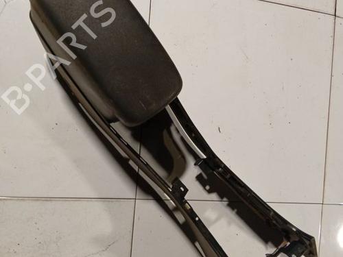 Used Armrest / Center console Armrest / Center console MAZDA 6 Hatchback (GG) 2.0 DI (GG14) (121 hp) 34927394 34927394