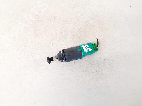 Used Electronic module Electronic module RENAULT LAGUNA III (BT0/1) 2.0 dCi (BT07, BT0J, BT14, BT1A, BT1S) (131 hp) 35402463 35402463