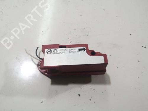 Used Electronic module Electronic module VW GOLF IV (1J1) 1.9 TDI (110 hp) 33749885 33749885