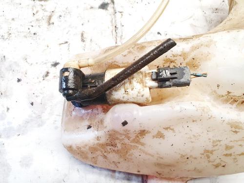 washer-pump-peugeot-307-3ac-2000-2001-2002-2003-2004-2005-2006-2007-2008-2009-2010-2011-2012-35444166 main image