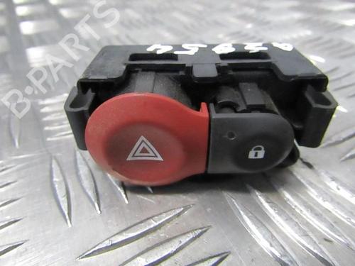 Used Warning switch Warning switch RENAULT CLIO III (BR0/1, CR0/1) 1.2 16V (BR0R, BR1D, BR1L, CR0R) (65 hp) 35679696 35679696