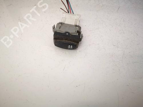 Used Switch Switch RENAULT SCÉNIC II (JM0/1_) 1.9 dCi (JM0G, JM12, JM1G, JM2C) (120 hp) 33751636 33751636