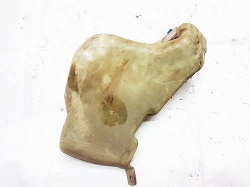 windscreen-washer-tank-audi-a4-b5-8d2-1994-1995-1996-1997-1998-1999-2000-2001-35882402 main image
