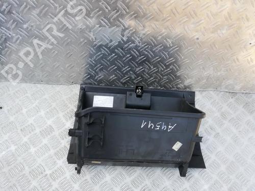 Used Glove box Glove box TOYOTA AVENSIS (_T22_) 2.0 D-4D (CDT220_, CDT220R) (110 hp) 35841035 35841035
