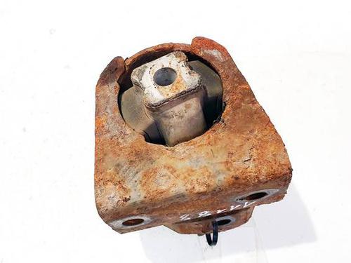 Used Engine mount Engine mount TOYOTA COROLLA Verso (ZER_, ZZE12_, R1_) 2.2 D-4D (AUR10_, AUR10R) (136 hp) 33489177 33489177