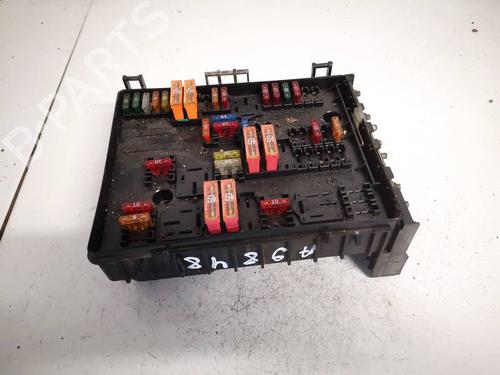 Used Fuse box Fuse box VW TOURAN (1T1, 1T2) 2.0 TDI (136 hp) 32614869 32614869