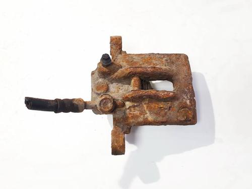 Used Left rear brake caliper Left rear brake caliper 35300842 35300842