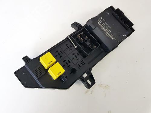 Used Fuse box Fuse box OPEL SIGNUM Hatchback (Z03) 2.2 DTI (F48) (125 hp) 33093293 33093293