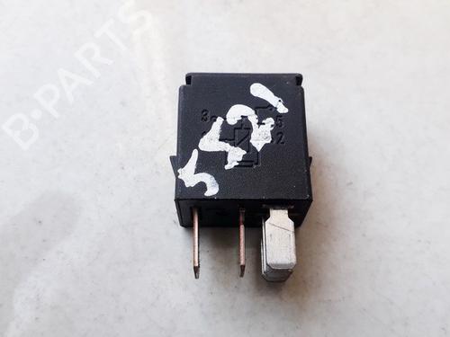 other-nissan-almera-ii-hatchback-n16-2000-33528259 main image