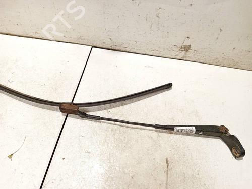 front-windshield-wiper-arm-skoda-roomster-5j7-2006-2007-2008-2009-2010-2011-2012-2013-2014-2015-32546260 main image