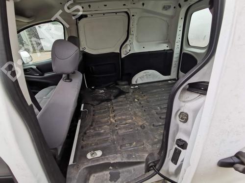 Fuse box PEUGEOT PARTNER Box Body/MPV 1.6 HDi | BP32534726E1 