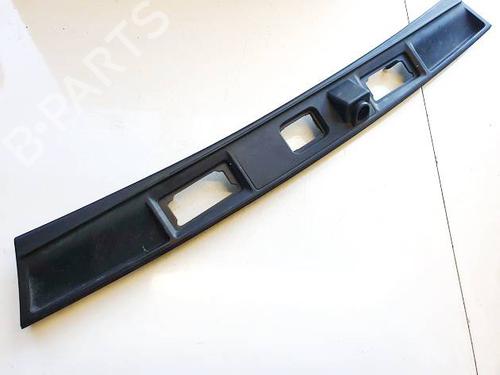Used Tailgate trim Tailgate trim 38196057 38196057