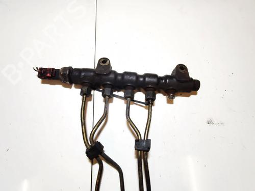 Injection rail MAZDA 3 (BK) 1.6 DI Turbo | BP35589301M98 - Image 3