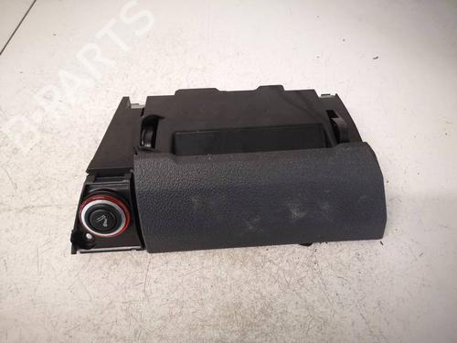 Used Ashtray Ashtray VW TOURAN (1T1, 1T2) 1.9 TDI (100 hp) 39999589 39999589