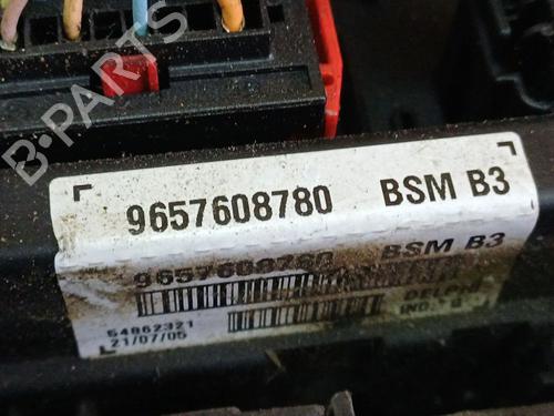 Fuse box CITROËN C8 (EA_, EB_) 2.2 HDi | BP32531559E1