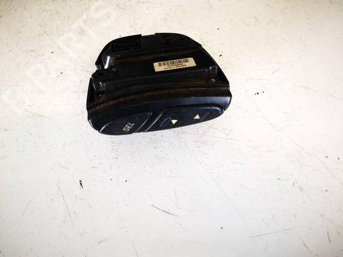 Used Steering wheel controls Steering wheel controls TOYOTA COROLLA Verso (_E12_) 2.0 D-4D (CDE120_, CDE120R) (90 hp) 34980596 34980596