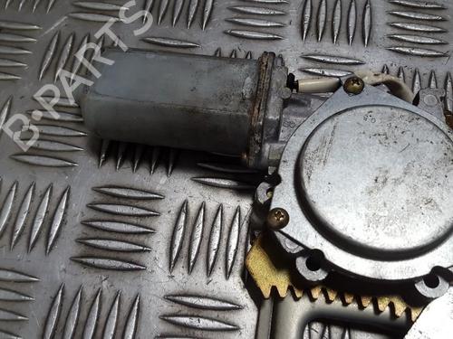 Used Right rear window motor Right rear window motor 35689061 35689061