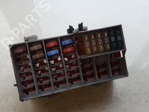 Used Fuse box Fuse box VOLVO XC90 I (275) D5 AWD (185 hp) 33516649 33516649